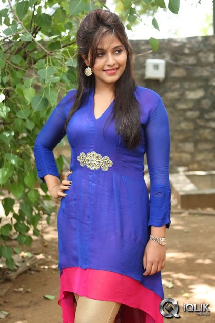 Anjali-at-Geethanjali-Movie-Release-Press-Meet